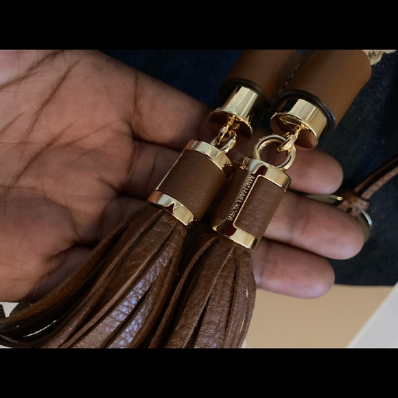 Large Drawstring Tote - Picture 3 of 3